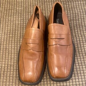 Bass Tan Leather Loafers Slip-On Shoes